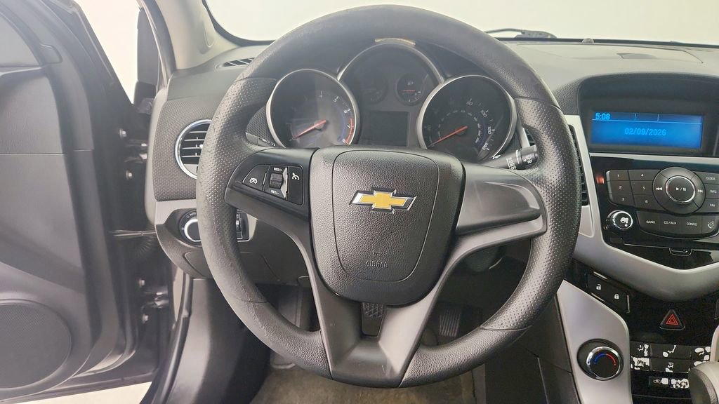 Used 2014 Chevrolet Cruze LT image 19