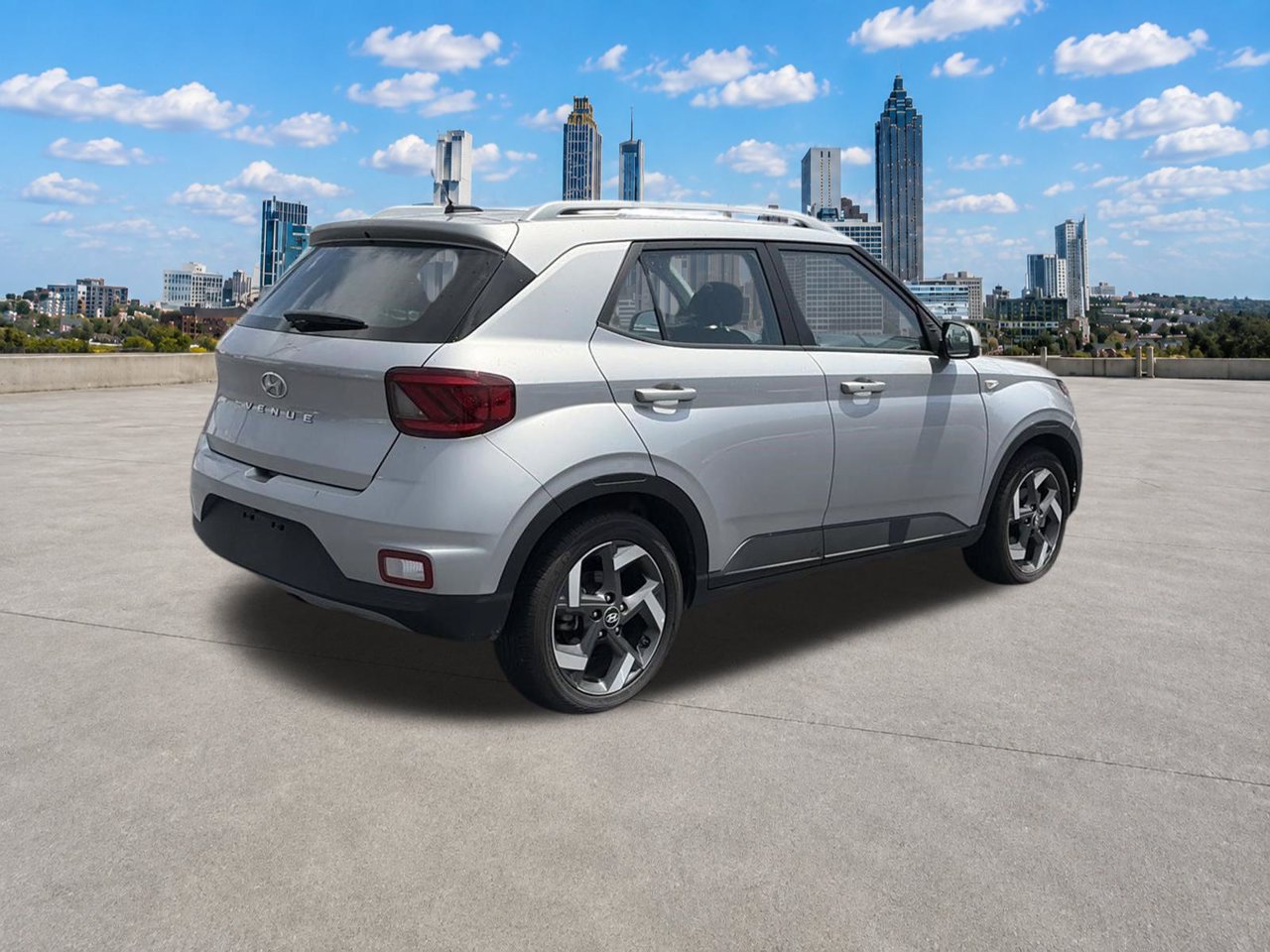 Used 2026 Hyundai Venue SEL FWD image 28