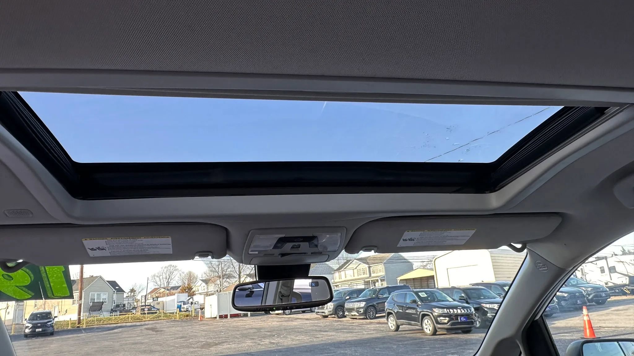 Used 2019 Toyota Sienna XLE w/ Protection Package image 17