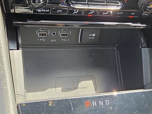 Used 2023 Jeep Grand Cherokee Altitude AWD/4WD image 16