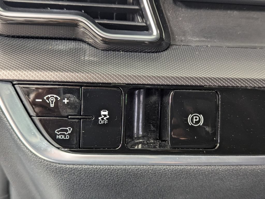 Used 2023 Kia Sportage SX FWD image 12