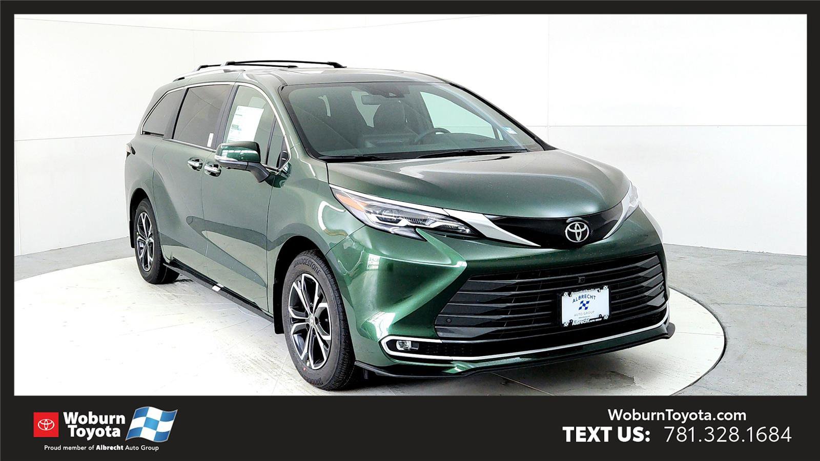 New 2026 Toyota Sienna Platinum image 1