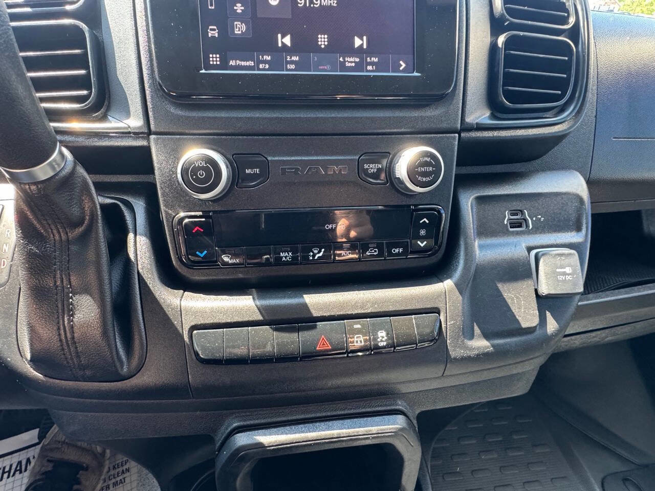Used 2023 RAM ProMaster 2500 FWD image 12
