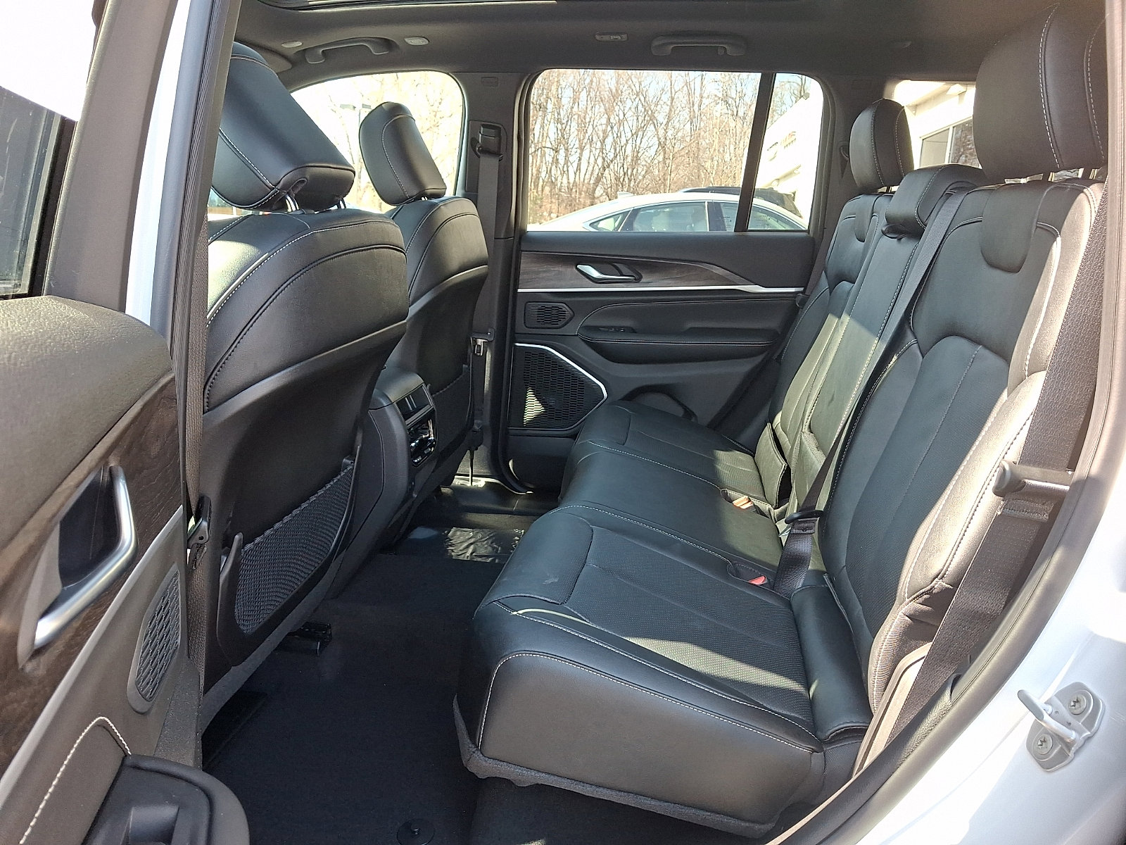 New 2026 Jeep Grand Cherokee Limited Reserve image 6