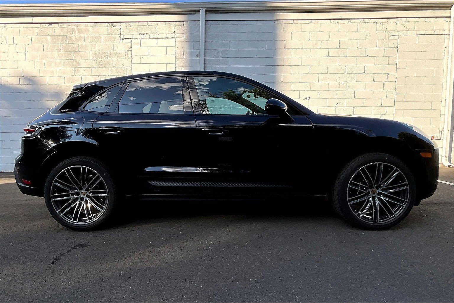 New 2026 Porsche Macan image 6