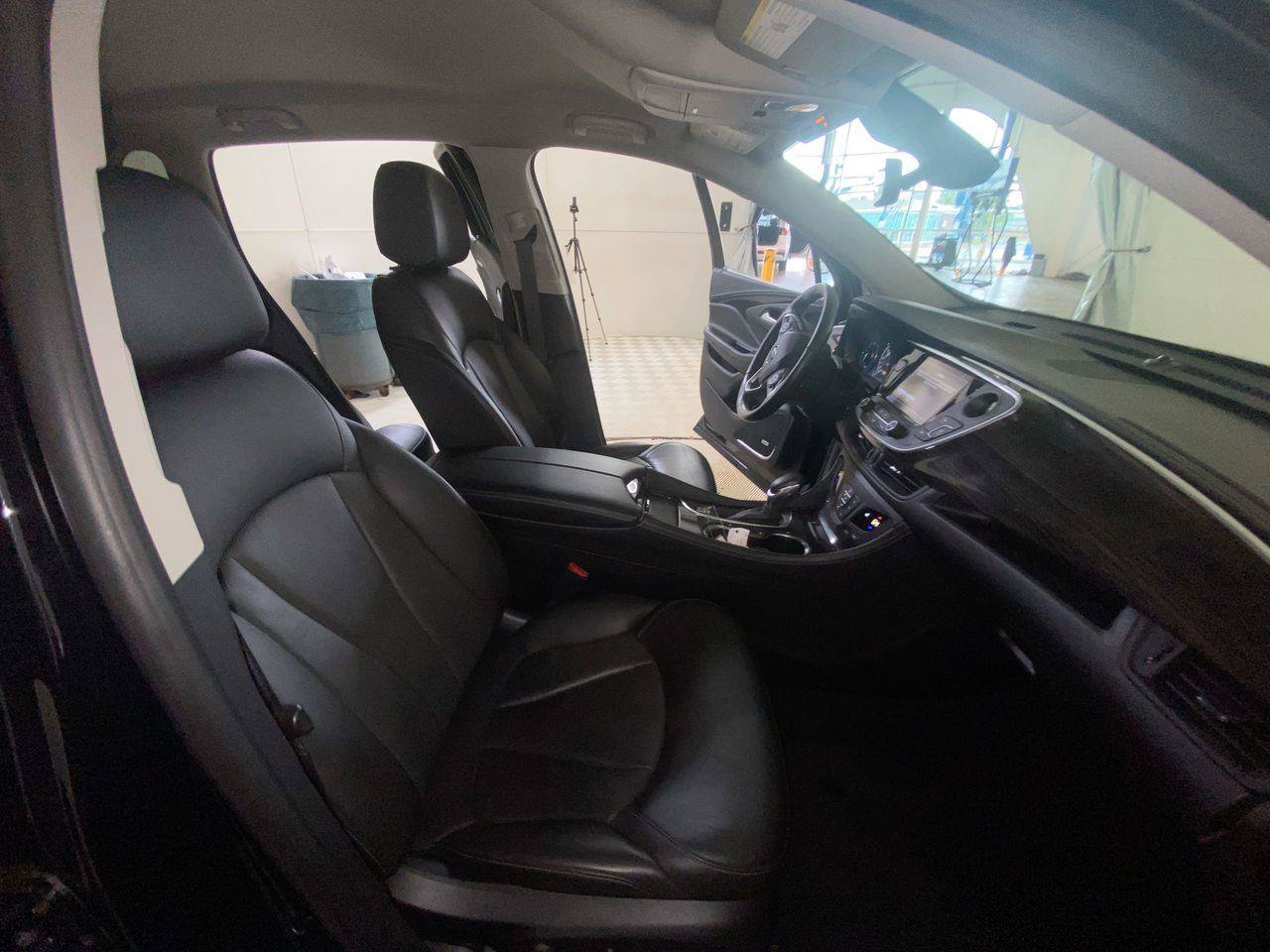 Certified 2020 Buick Envision Premium AWD/4WD image 27