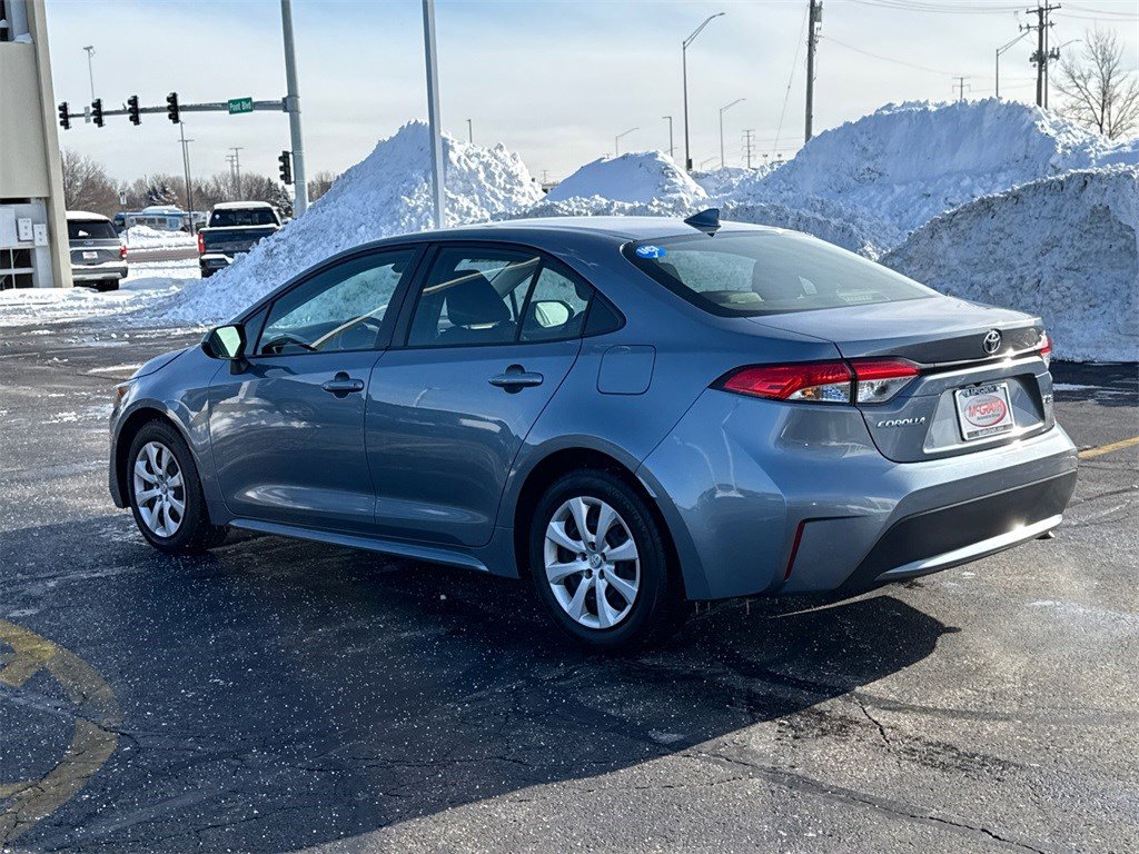 Used 2022 Toyota Corolla LE image 7