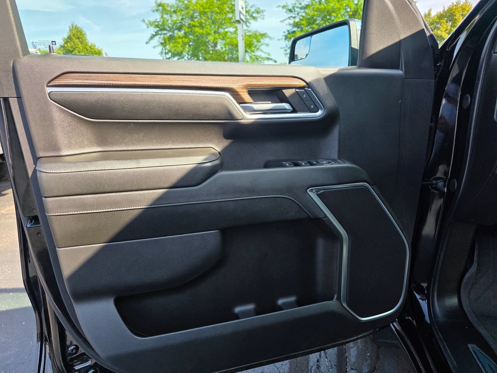 Certified 2024 Chevrolet Silverado 1500 LT AWD/4WD image 10