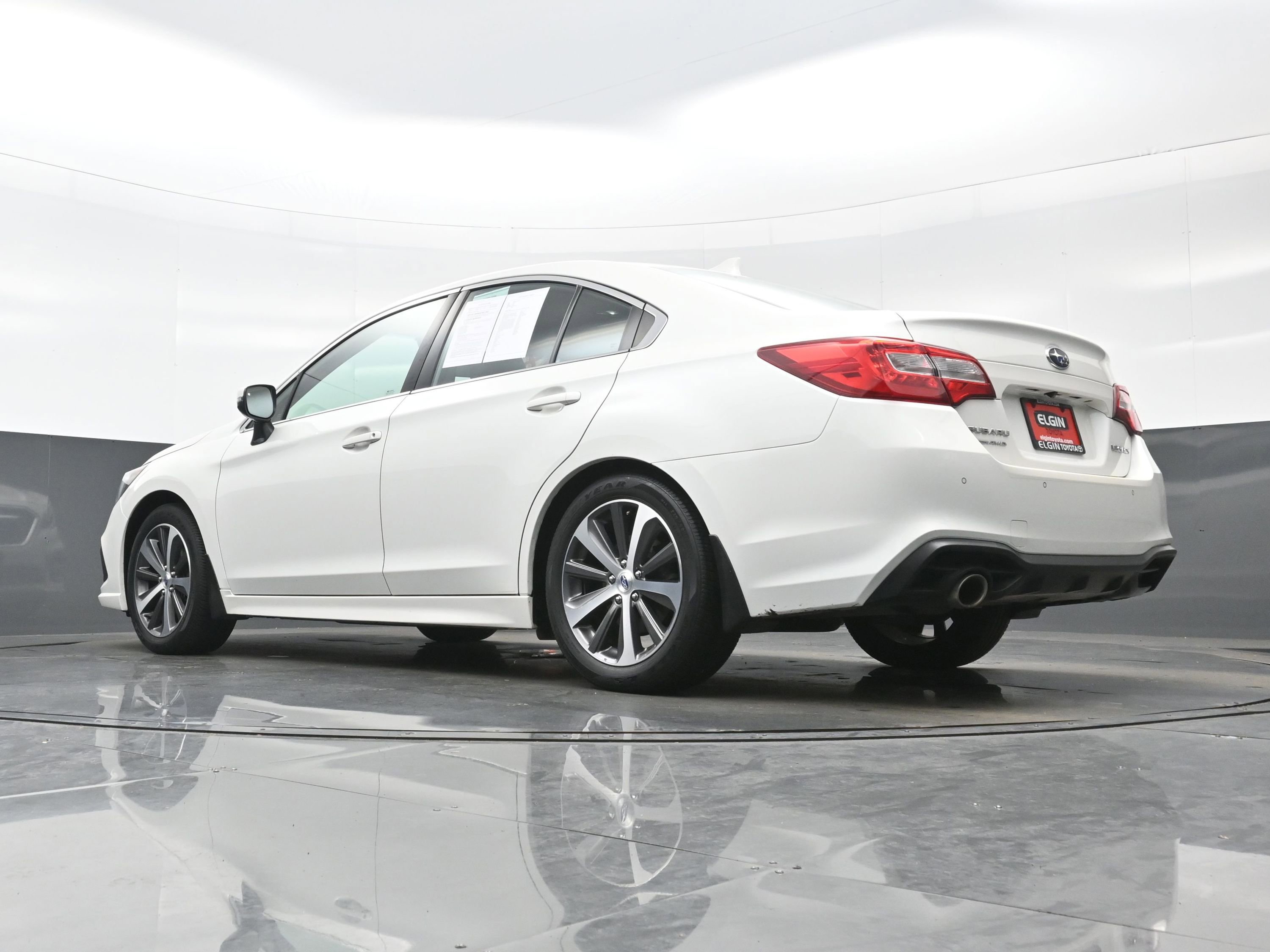 Used 2018 Subaru Legacy 2.5i Limited AWD/4WD image 29