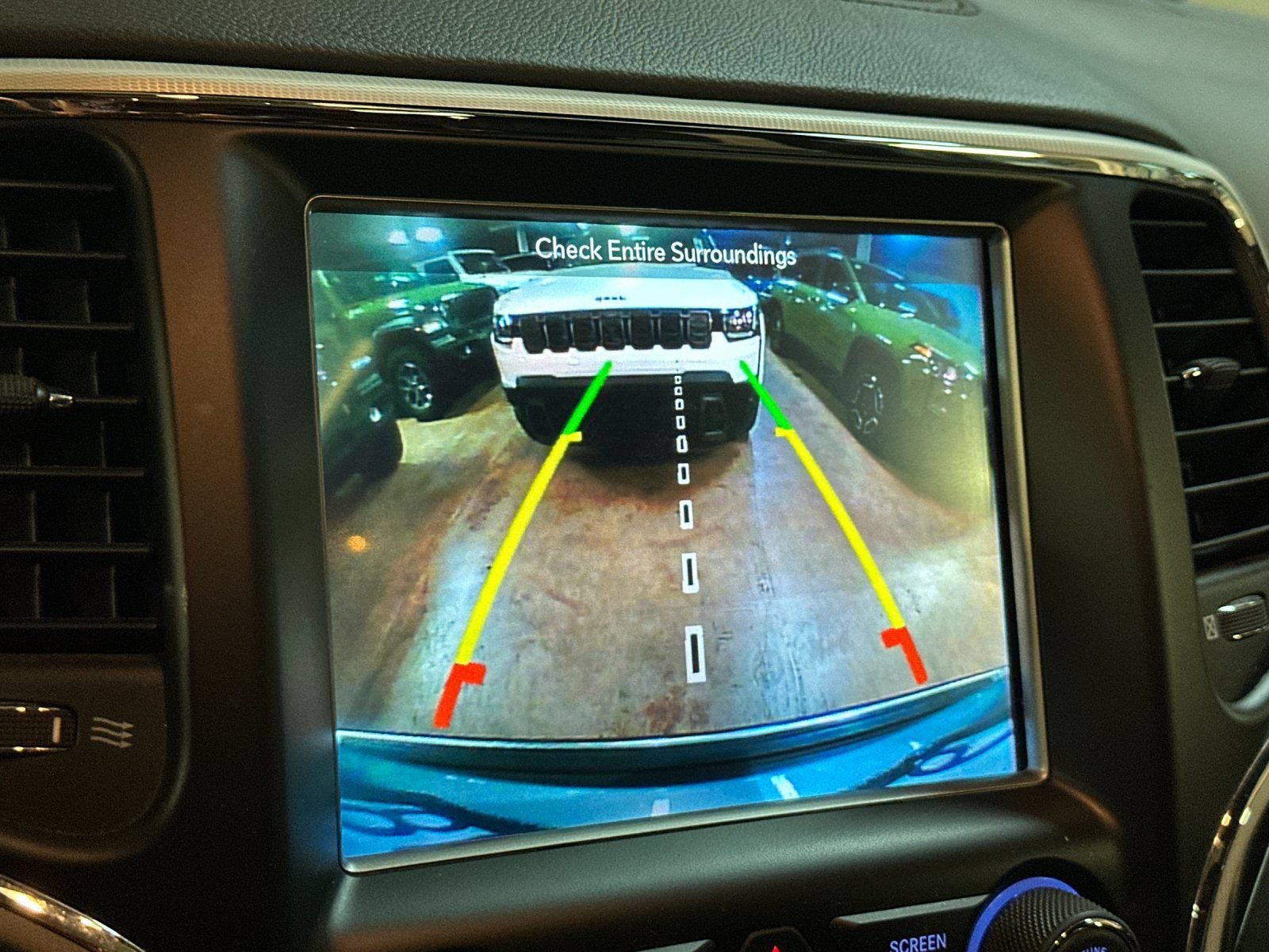 Used 2018 Jeep Grand Cherokee Limited RWD image 19
