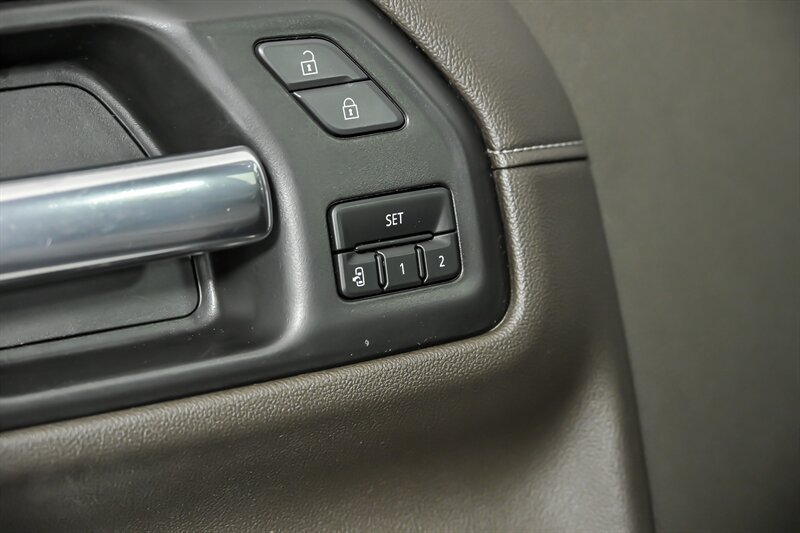 Used 2021 GMC Sierra 1500 SLT w/ SLT Premium Plus Package AWD/4WD image 13