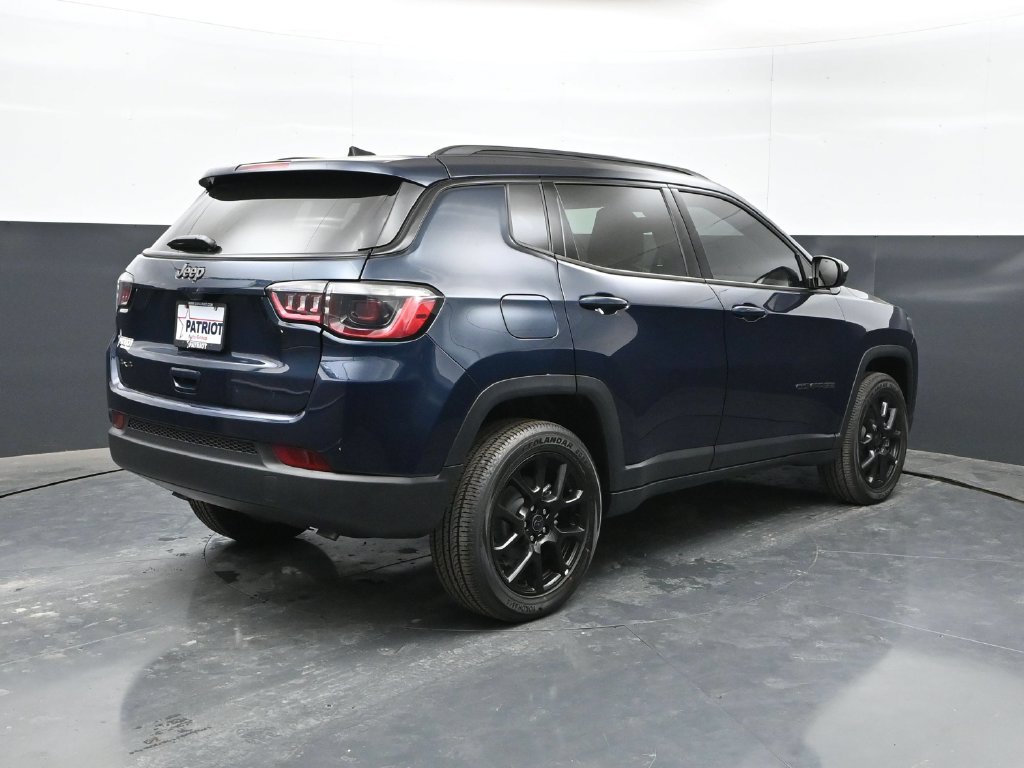 New 2026 Jeep Compass Latitude AWD/4WD image 27