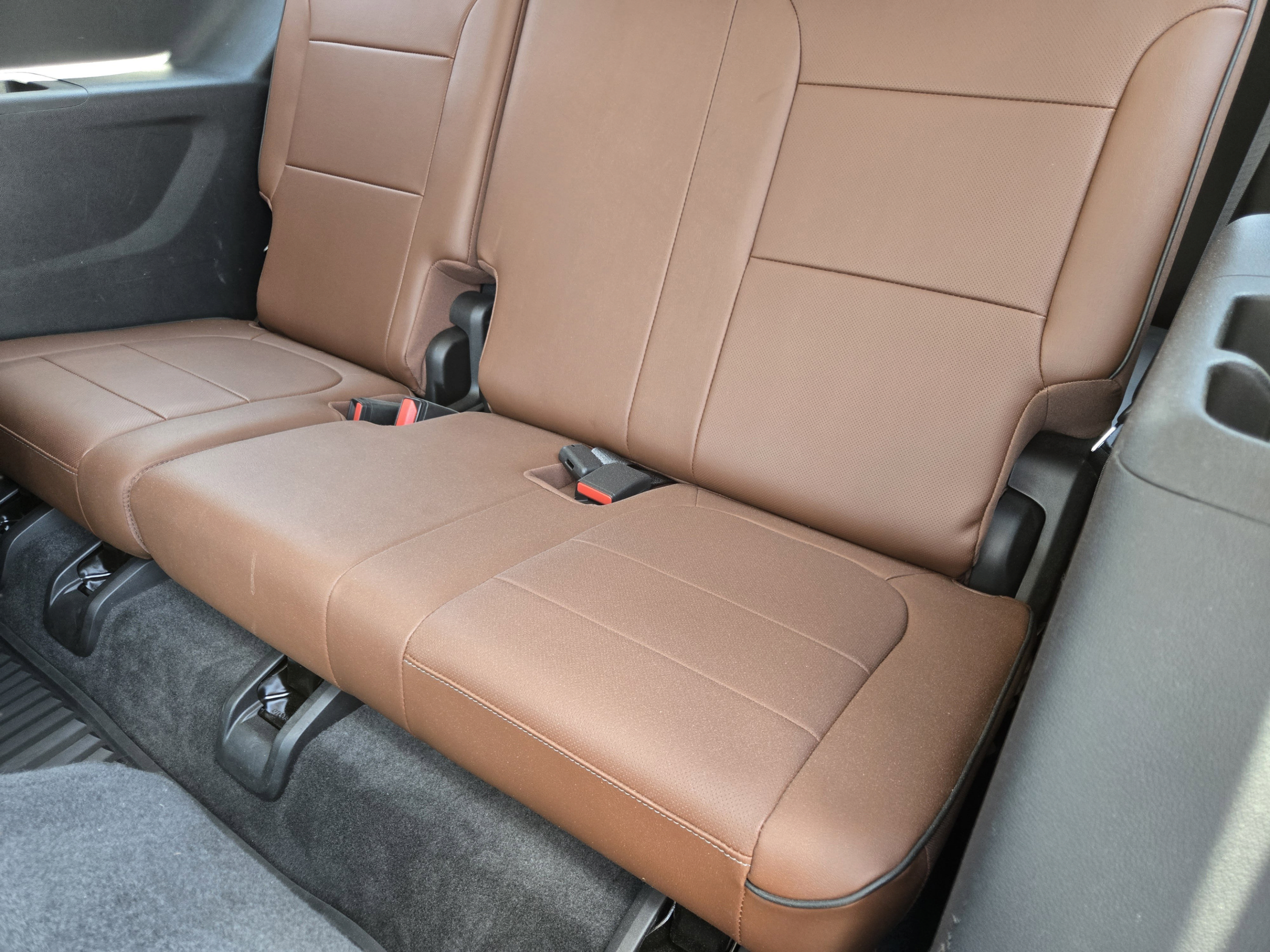 Used 2018 Chevrolet Traverse High Country AWD/4WD image 11