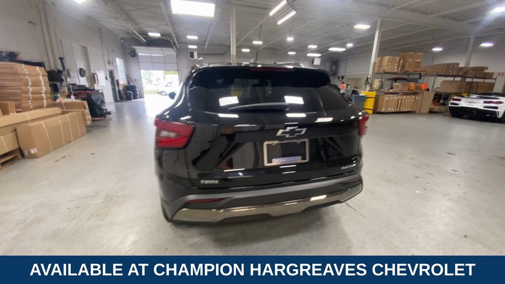Used 2025 Chevrolet Trax ACTIV w/ Driver Confidence Package FWD image 9