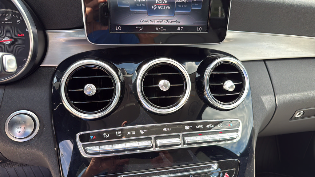 Used 2018 Mercedes-Benz C 300 4MATIC Sedan image 26