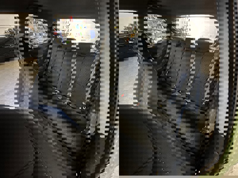 Used 2010 Hyundai Accent GS image 15