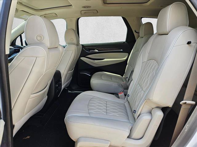 Used 2023 Buick Enclave Avenir w/ Avenir Technology Package FWD image 17