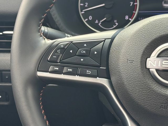 Certified 2025 Nissan Sentra SR FWD image 10