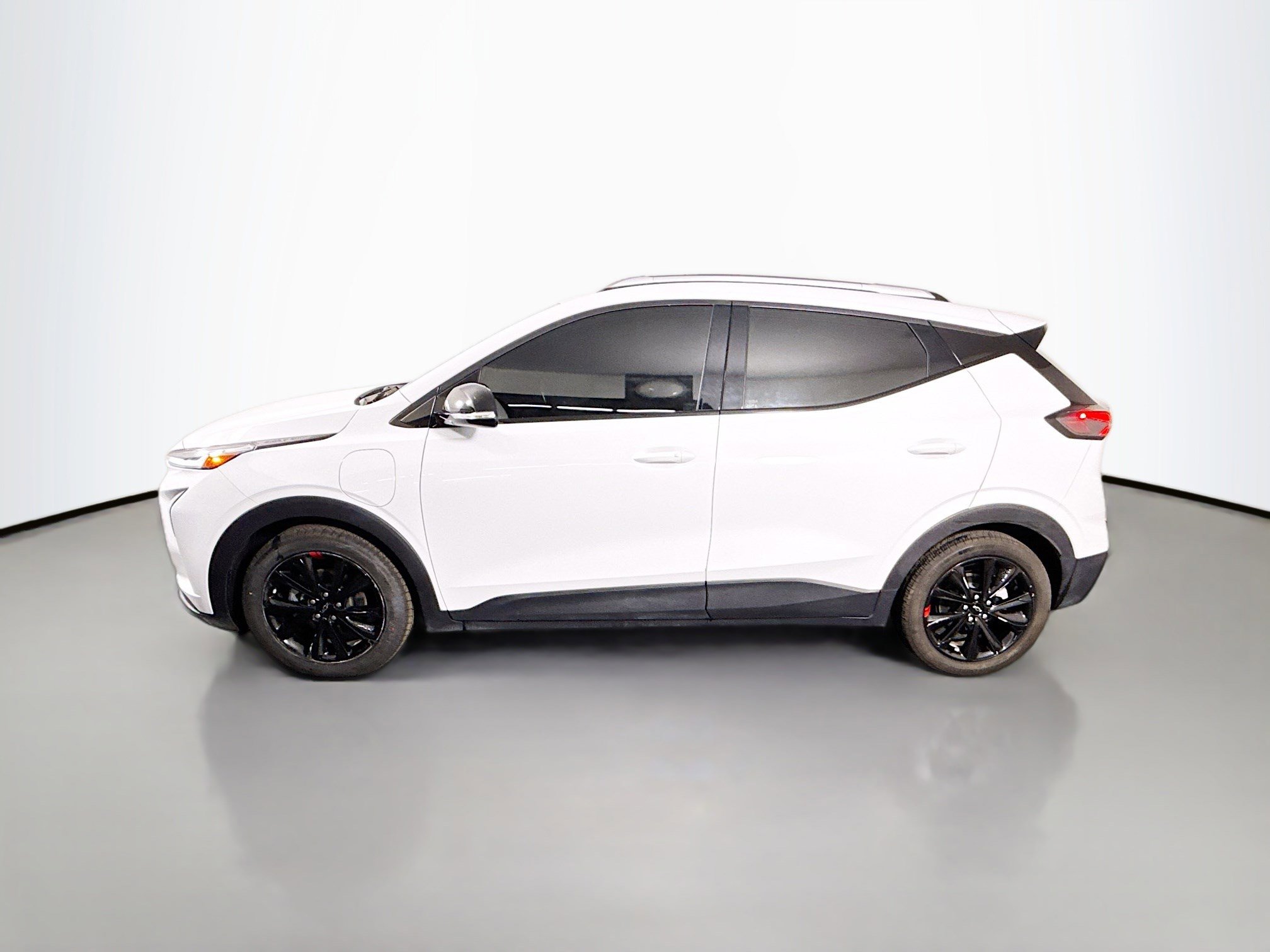 Used 2023 Chevrolet Bolt EUV LT w/ Convenience Package image 6