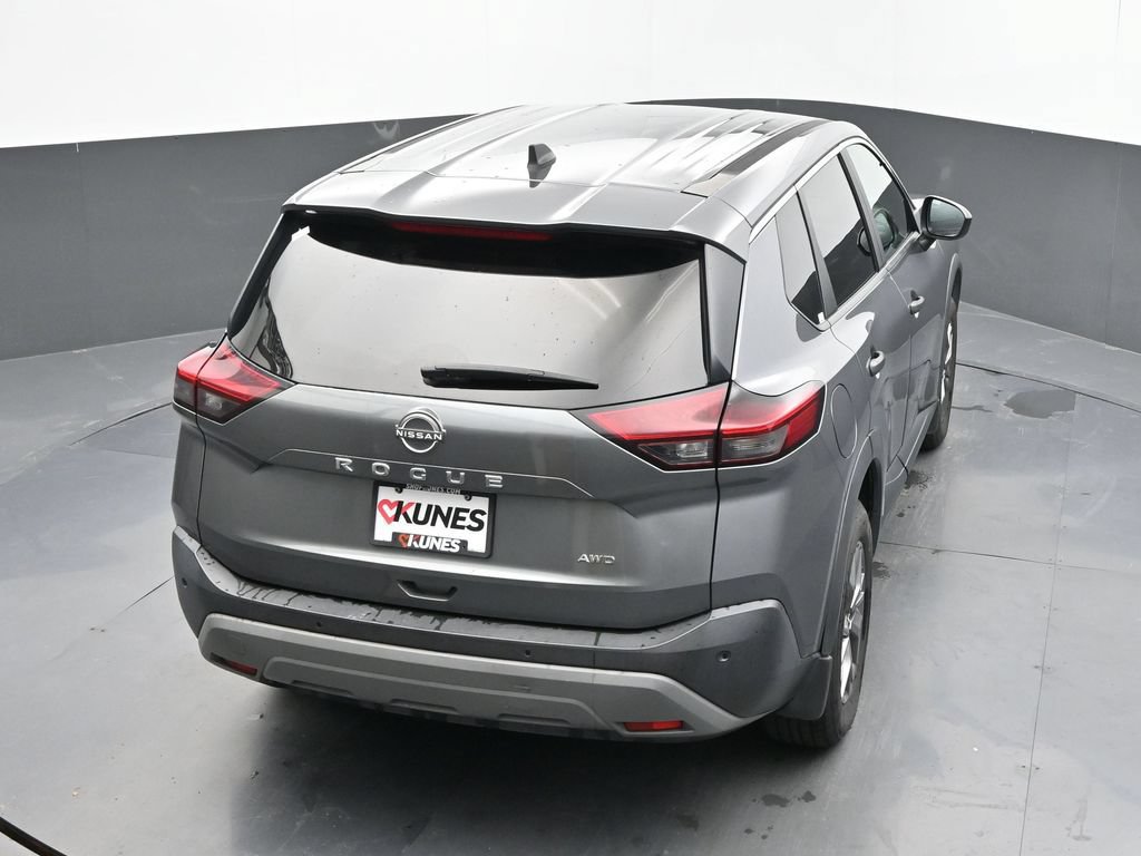 Used 2023 Nissan Rogue S AWD/4WD image 22