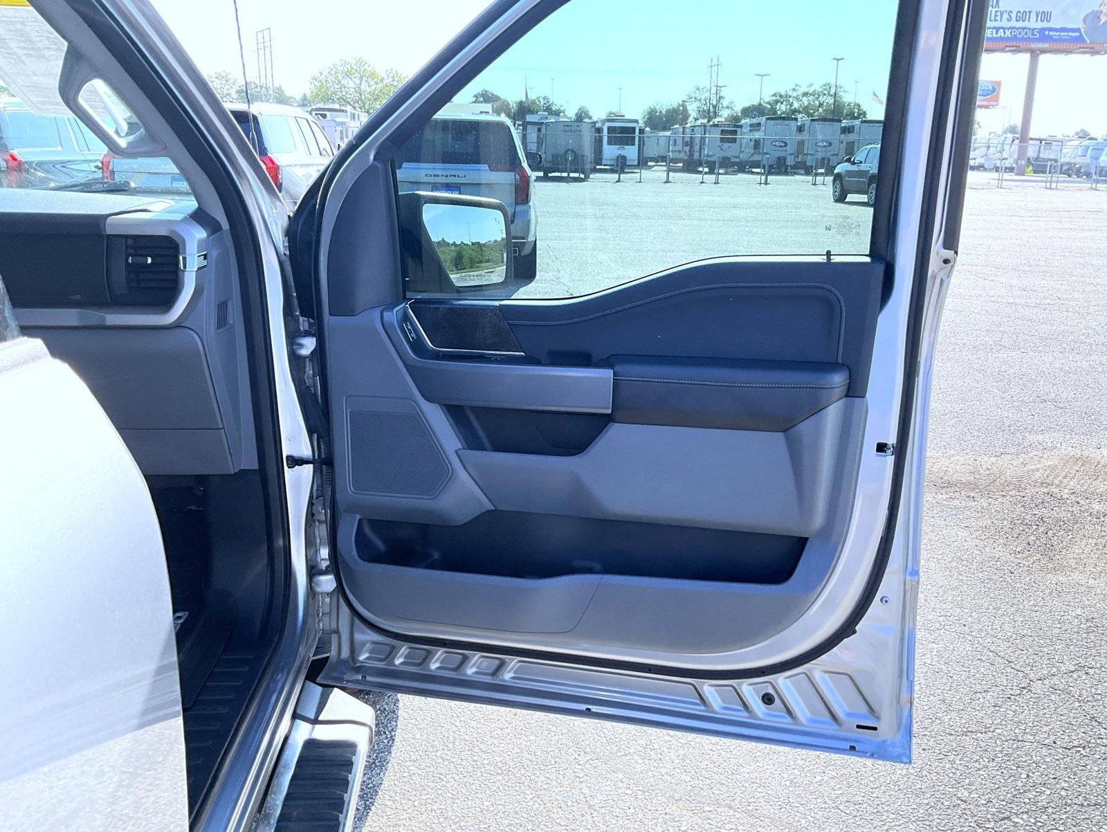 Used 2023 Ford F150 XLT w/ Equipment Group 302A High AWD/4WD image 17