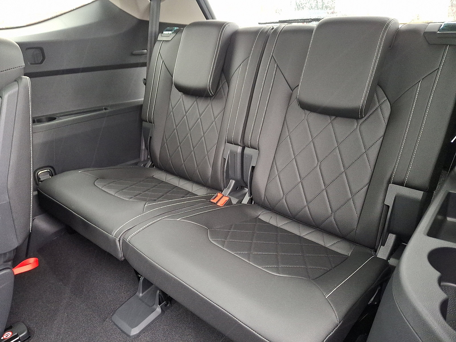 New 2025 Volkswagen Atlas SEL Premium R-Line image 9