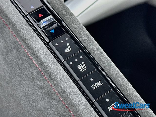 Used 2023 Chevrolet Corvette Z06 RWD image 35