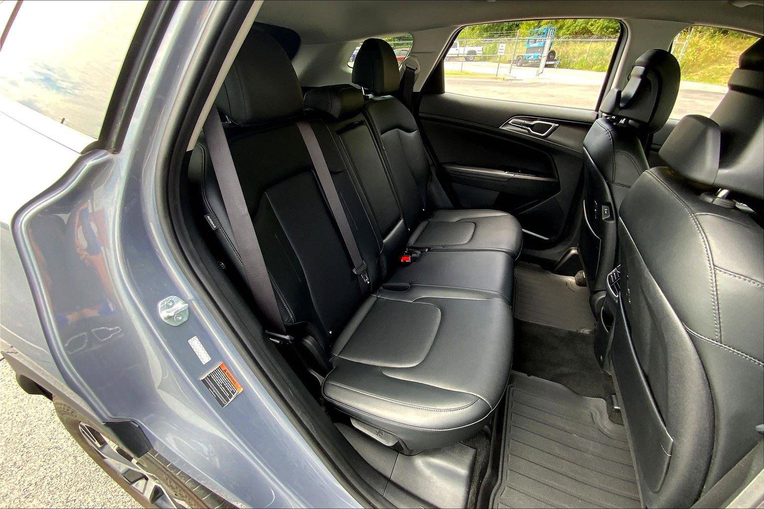 Used 2024 Kia Sportage EX image 24