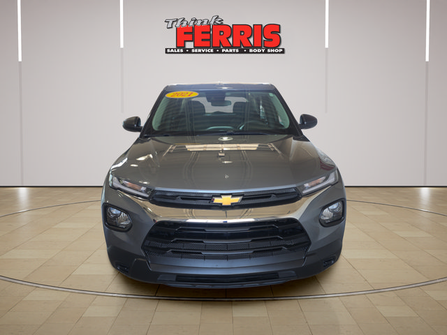 Used 2021 Chevrolet TrailBlazer LS FWD image 2