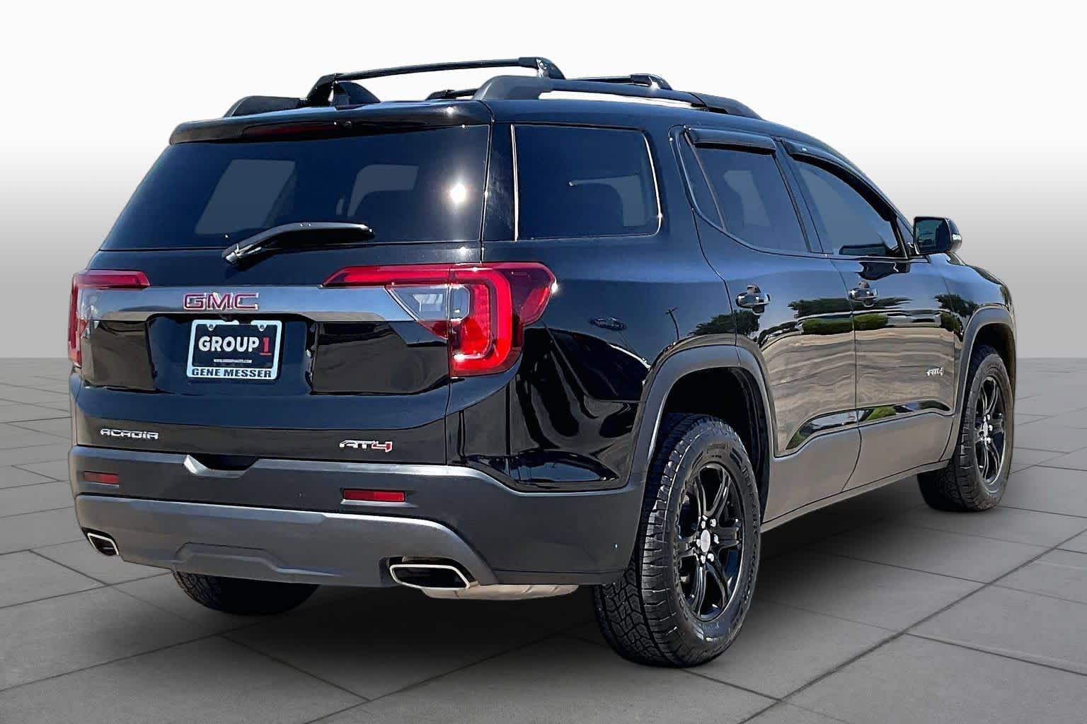 Used 2023 GMC Acadia AT4 w/ Technology Package AWD/4WD image 13