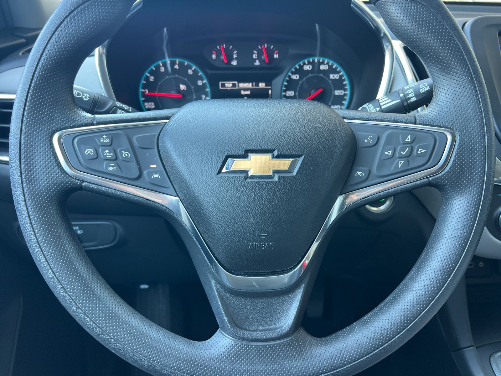 Used 2020 Chevrolet Equinox LS w/ LS Convenience Package FWD image 23