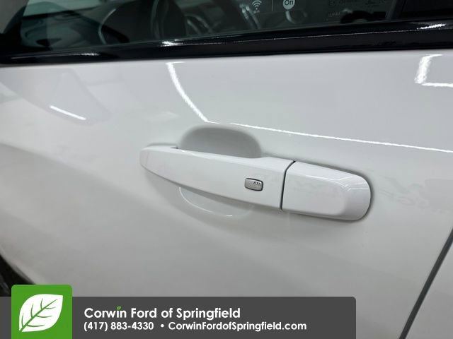 Used 2022 Chevrolet Equinox LT image 32