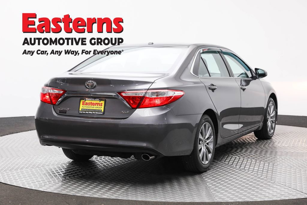 Used 2016 Toyota Camry XLE FWD image 5