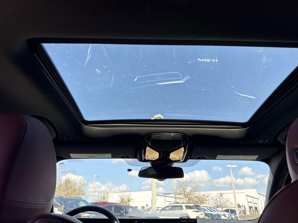 Used 2023 BMW 330i Sedan image 21