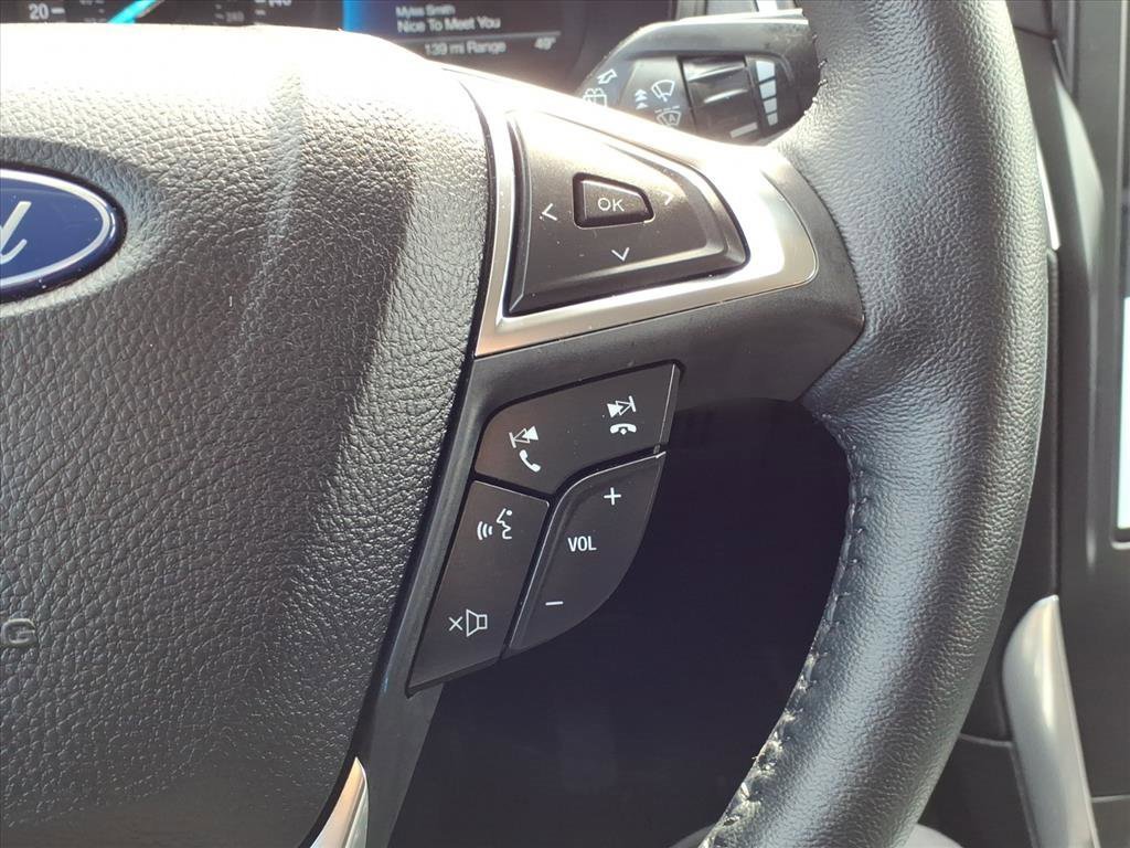 Used 2024 Ford Edge Titanium image 20