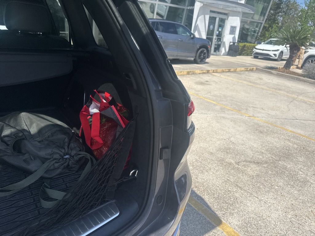 Used 2023 Jeep Grand Cherokee Overland image 25