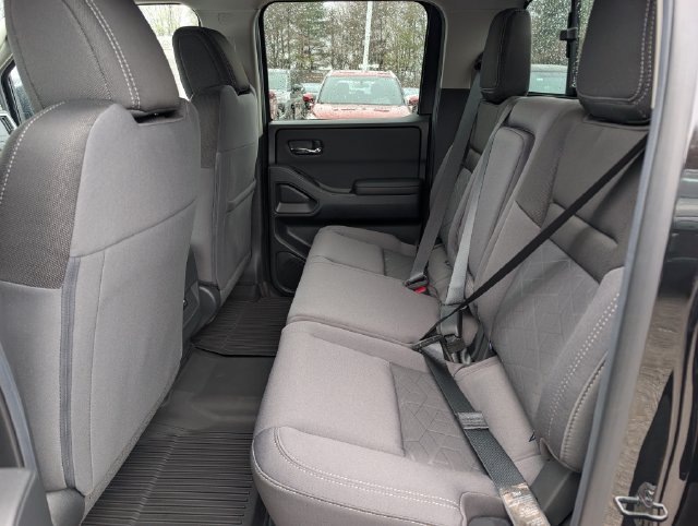 New 2026 Nissan Frontier SV w/ All-Weather Content Package AWD/4WD image 9