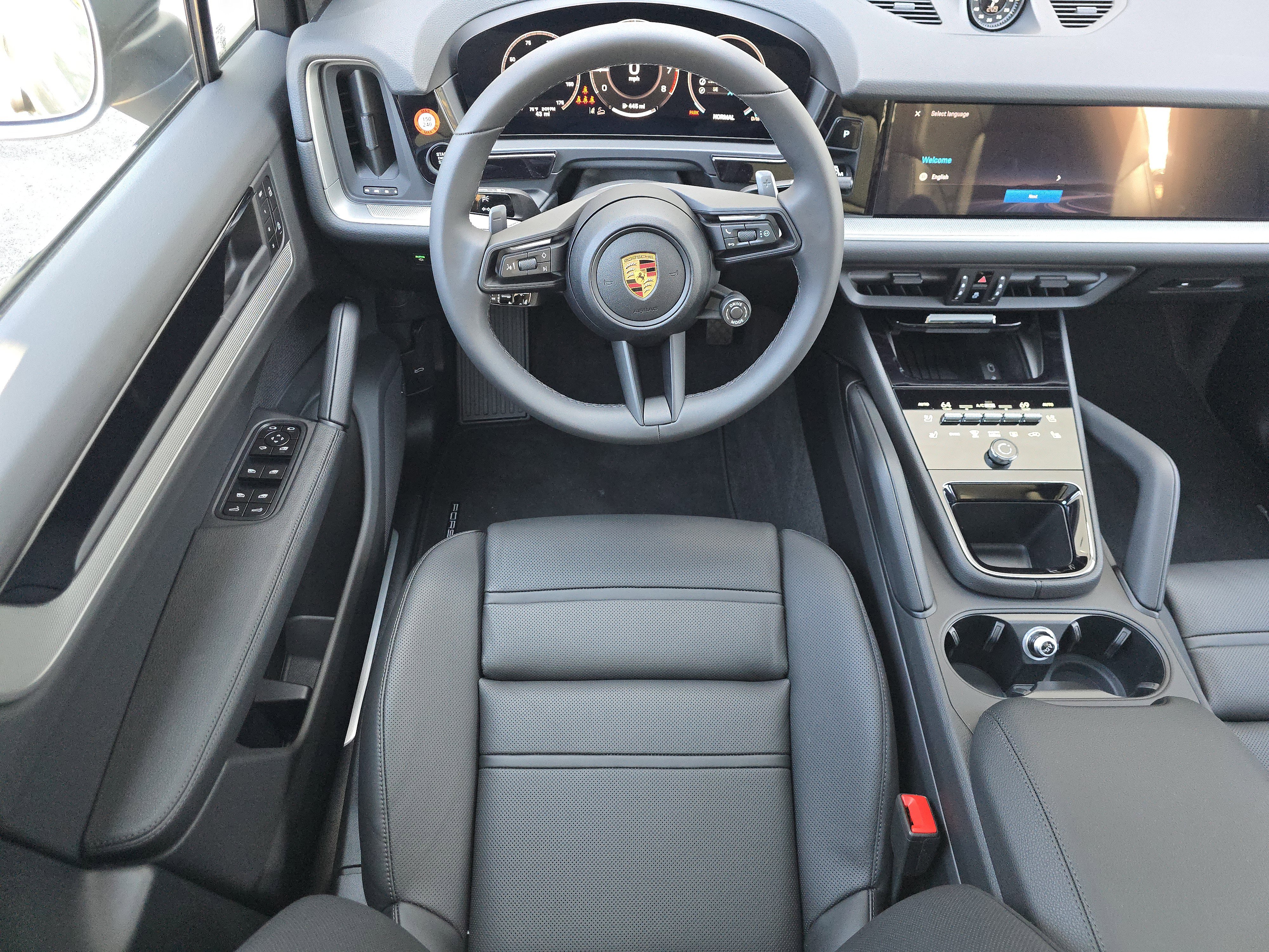 New 2026 Porsche Cayenne Coupe AWD/4WD image 19