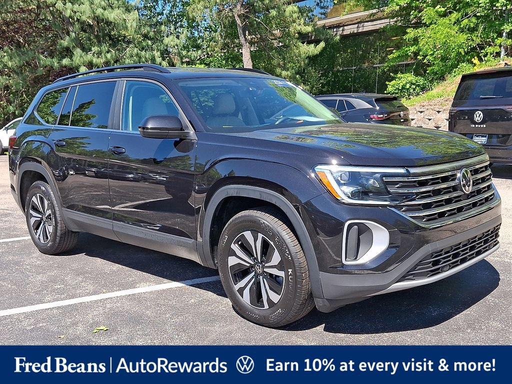 Certified 2024 Volkswagen Atlas SE AWD/4WD image 1