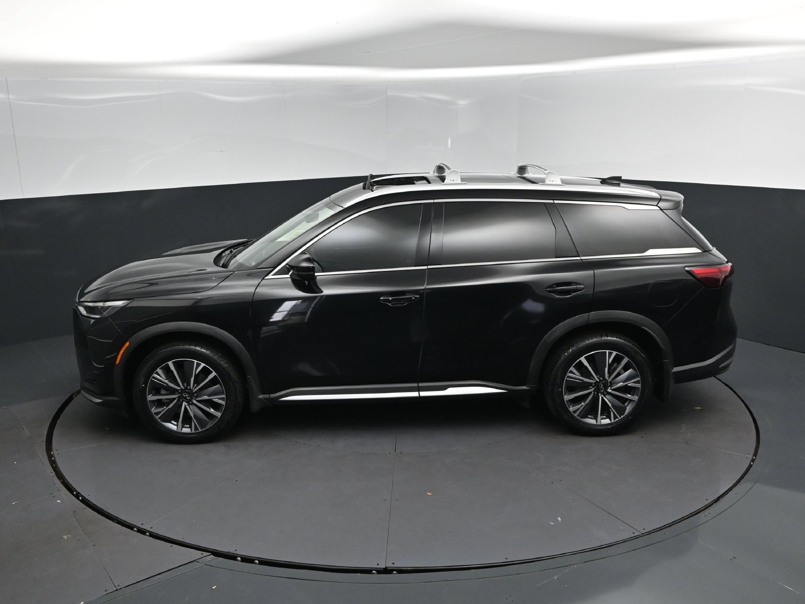 Used 2026 INFINITI QX60 Luxe w/ Cargo Package FWD image 33