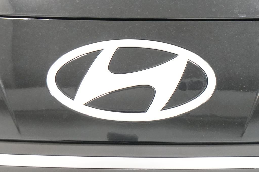 New 2026 Hyundai Elantra SE image 12