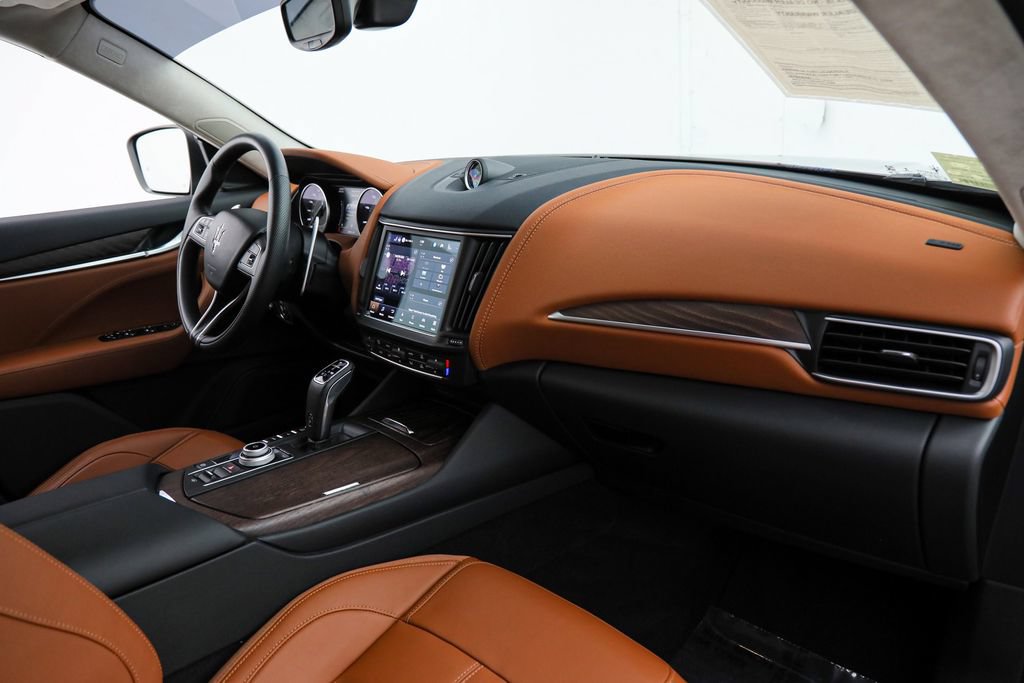 Certified 2023 Maserati Levante Modena AWD/4WD image 10