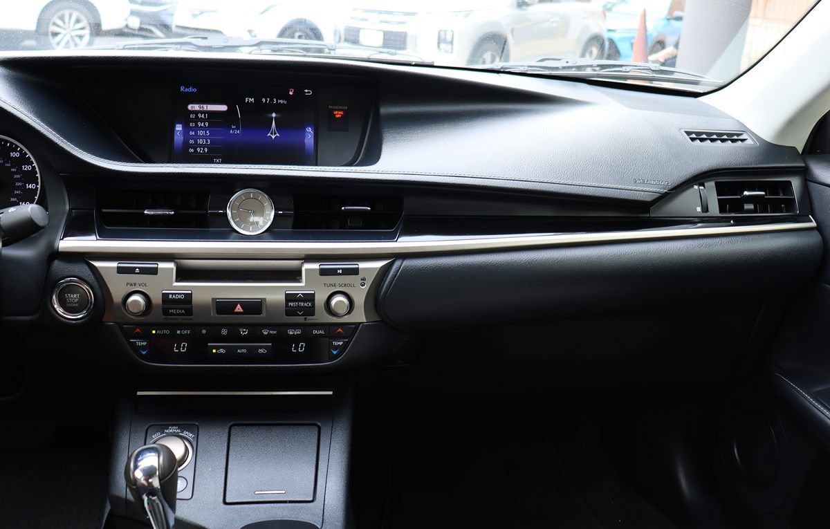 Used 2015 Lexus ES 350 FWD image 44