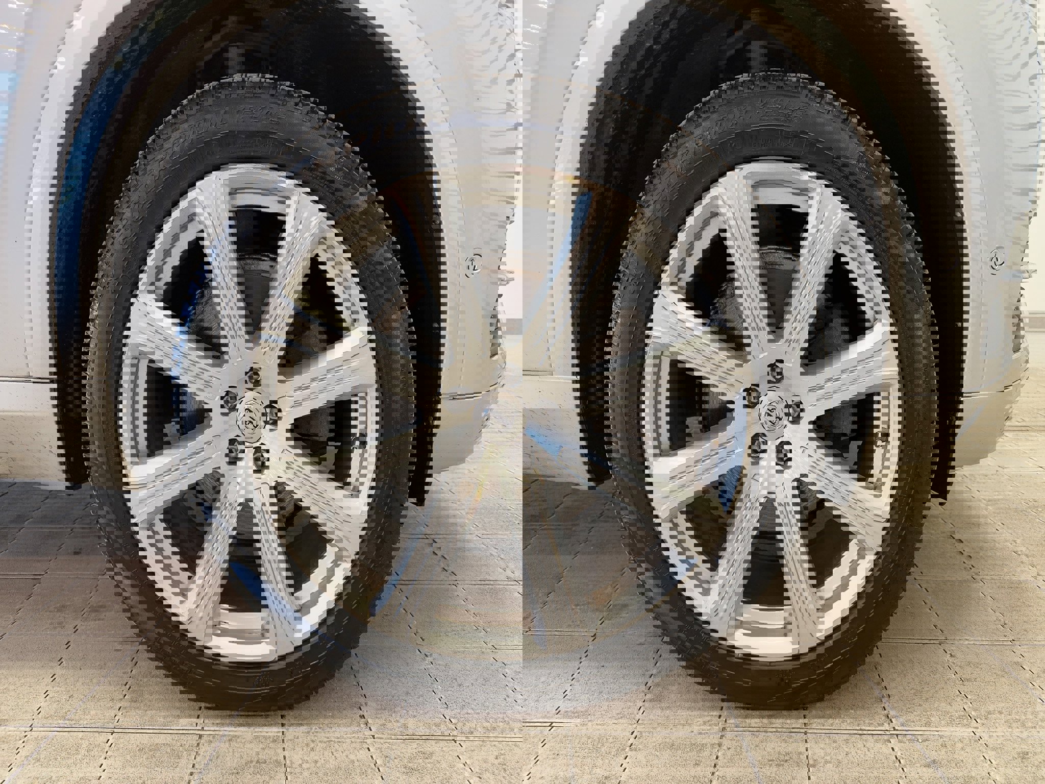 Used 2018 Volvo XC90 T6 Inscription w/ Convenience Package image 11