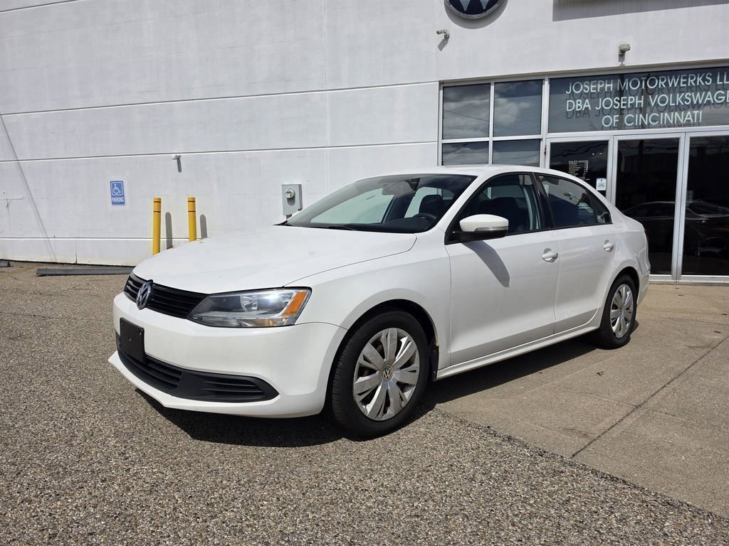 Used 2014 Volkswagen Jetta SE FWD image 2