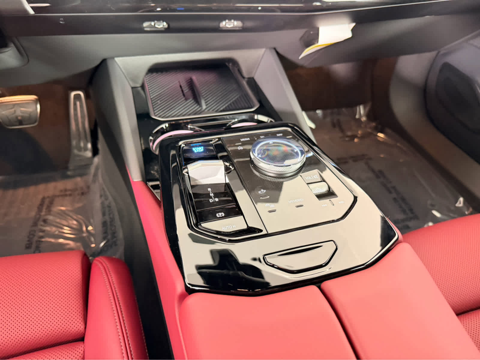 New 2026 BMW i5 eDrive40 w/ M Sport Package image 13