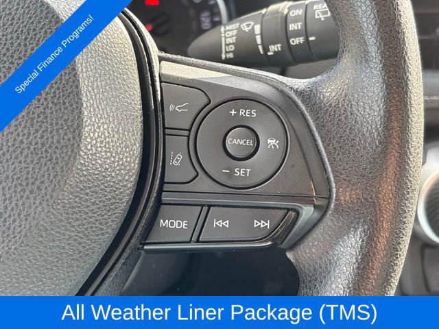 Used 2022 Toyota RAV4 XLE image 15