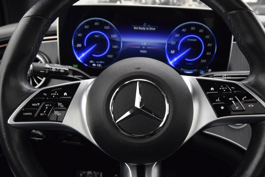 Used 2024 Mercedes-Benz EQE 350+ SUV image 23
