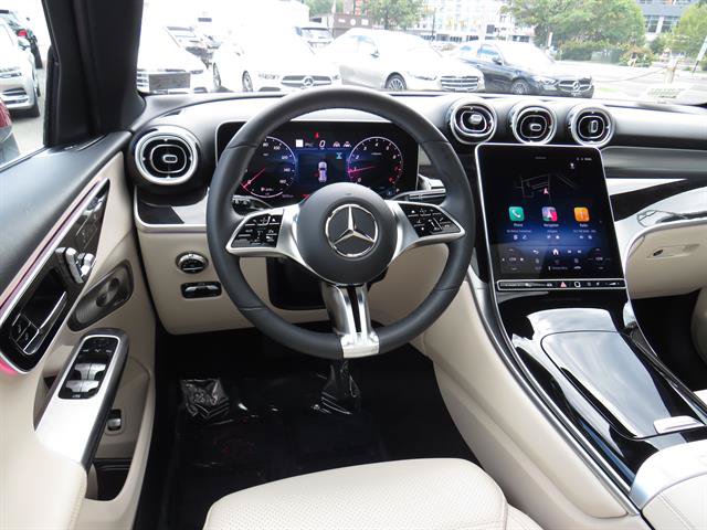 Used 2026 Mercedes-Benz GLC 300 4MATIC image 10