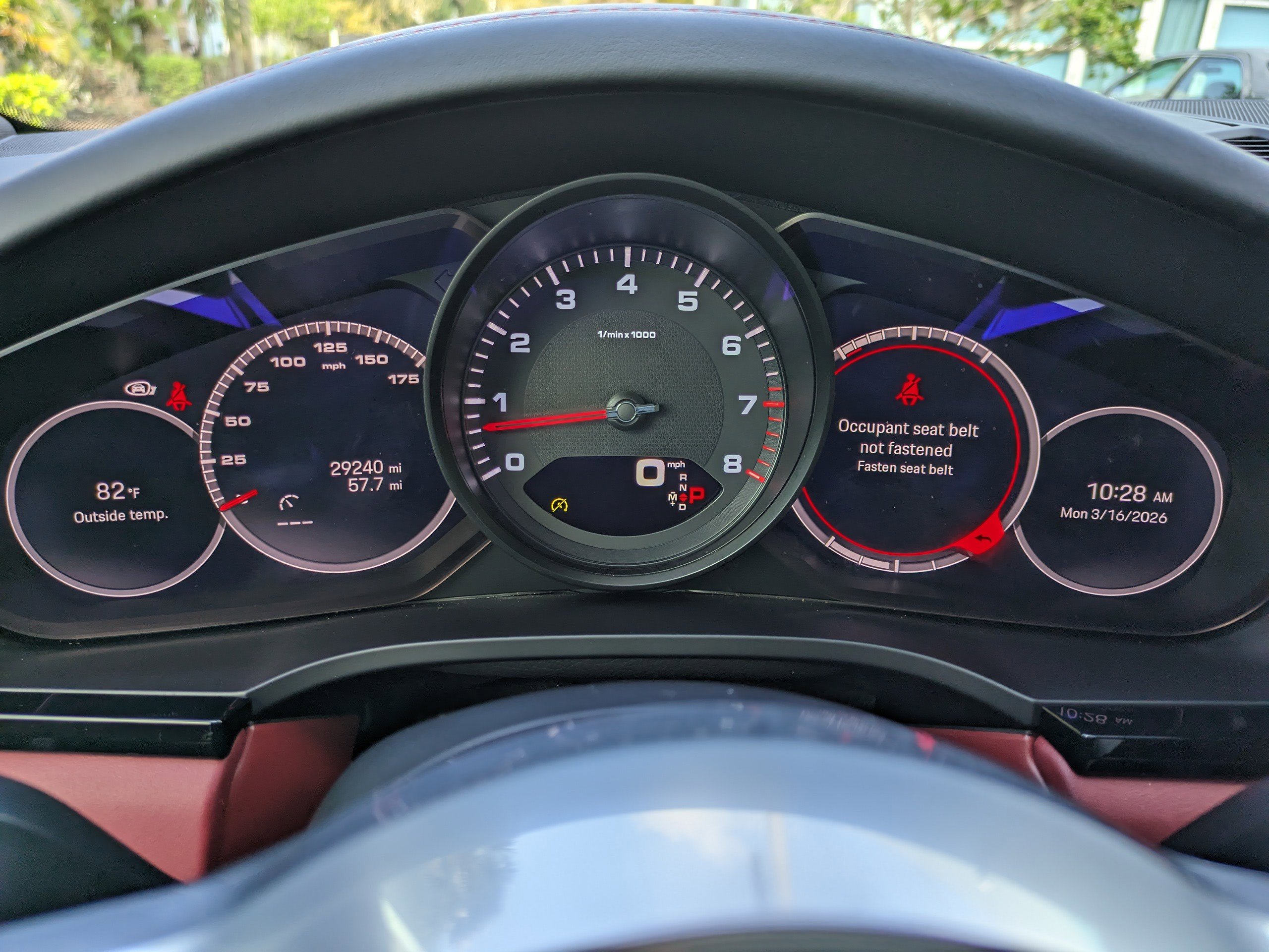 Used 2023 Porsche Cayenne Platinum Edition image 29